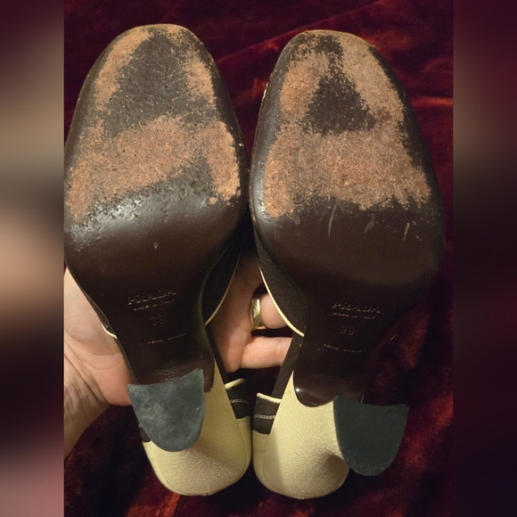 Prada Pin Up Heels - Picture 6 of 6